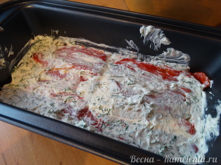 Приготовление рецепта Закуска из болгарского перца и баклажанов с домашним творожным сыром шаг 8