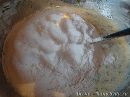 Приготовление рецепта Сырно-укропный кекс с рисовой мукой шаг 4