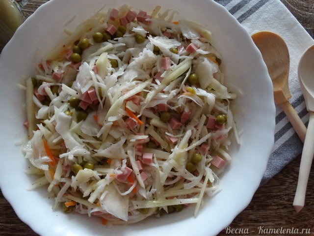 Рецепт салата из квашенной капусты с ветчиной