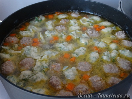 Приготовление рецепта Суп с клёцками и фрикадельками шаг 15