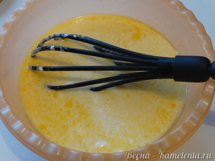 Приготовление рецепта Бездрожжевой кексовый кулич с вяленой вишней и цукатами шаг 5