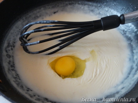 Приготовление рецепта Куриные сердечки под молочным соусом шаг 11