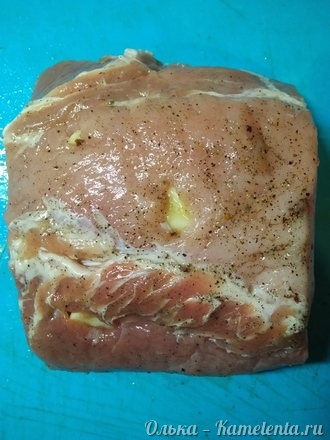 Приготовление рецепта Запеченная свиная шейка в помидорном маринаде шаг 4