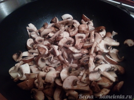 Приготовление рецепта Шпинат с грибами шаг 1