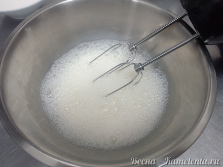 Приготовление рецепта Тесто на карамельный медовик шаг 8