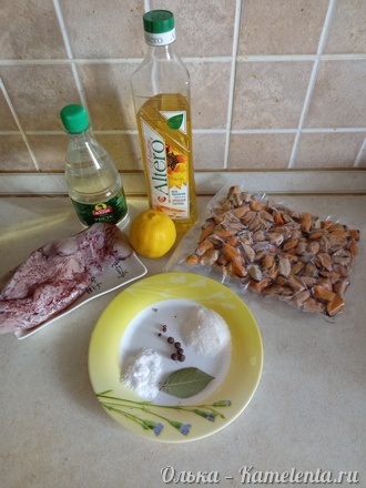 Приготовление рецепта Маринованные мидии (кальмары) шаг 1