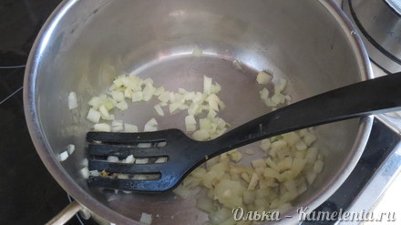 Приготовление рецепта Суп из зеленого горошка с горчичными гренками шаг 3