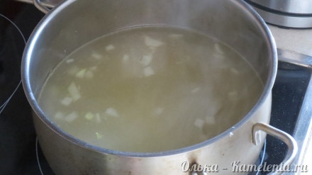 Приготовление рецепта Суп из зеленого горошка с горчичными гренками шаг 4