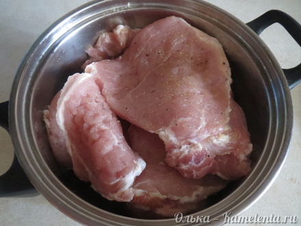 Приготовление рецепта Свиные отбивные в яйце шаг 4