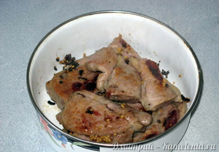 Приготовление рецепта Свинина с мятой шаг 6