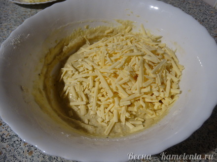 Приготовление рецепта Закусочный сырный кекс шаг 6