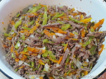 Приготовление рецепта Нежный салат с говяжьим сердцем шаг 6