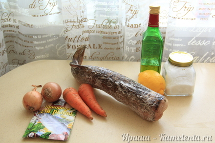 Приготовление рецепта Запеченная щука, фаршированная морковью шаг 1