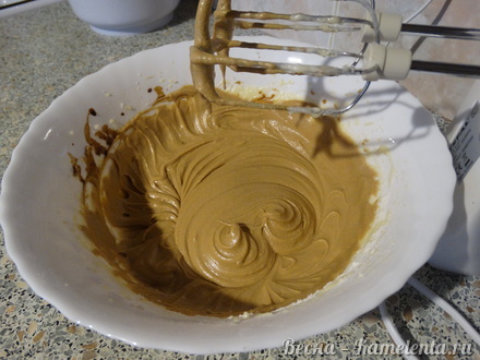 Приготовление рецепта Мраморный кофейный кекс шаг 12