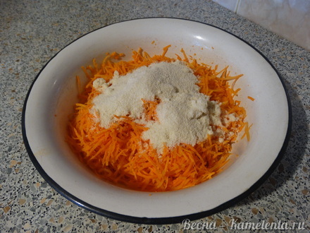 Приготовление рецепта Морковные биточки шаг 3