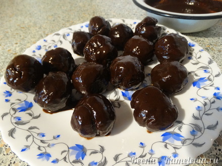Приготовление рецепта Медовые пряники в шоколадной глазури шаг 14