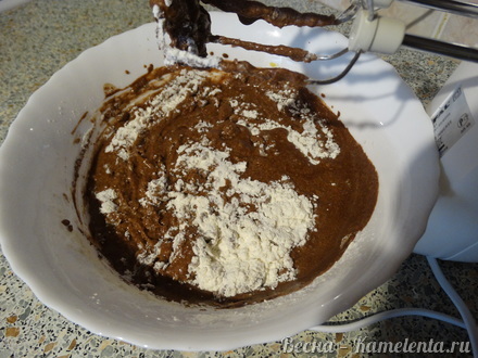 Приготовление рецепта Кекс &quot;шоколадное безумие&quot; шаг 10