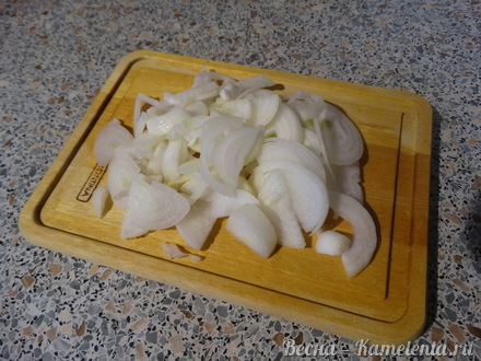 Приготовление рецепта Запечённая глазунья с вялеными томатами шаг 2