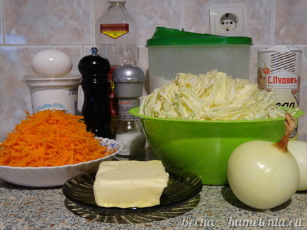 Приготовление рецепта Морковный пирог с капустой шаг 1
