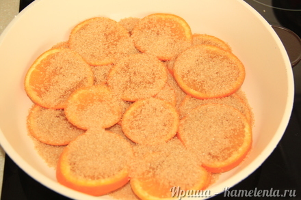 Приготовление рецепта Карамелизированные апельсины шаг 3