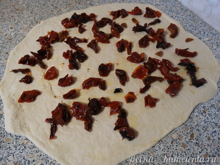 Приготовление рецепта Дрожжевой хлеб с вялеными томатами  шаг 13